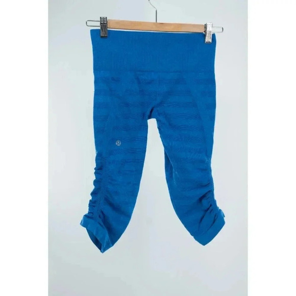 Lululemon In The Flow Crop  *Stripe Heathered Baroque Blue | 2 - Picture 4 of 10